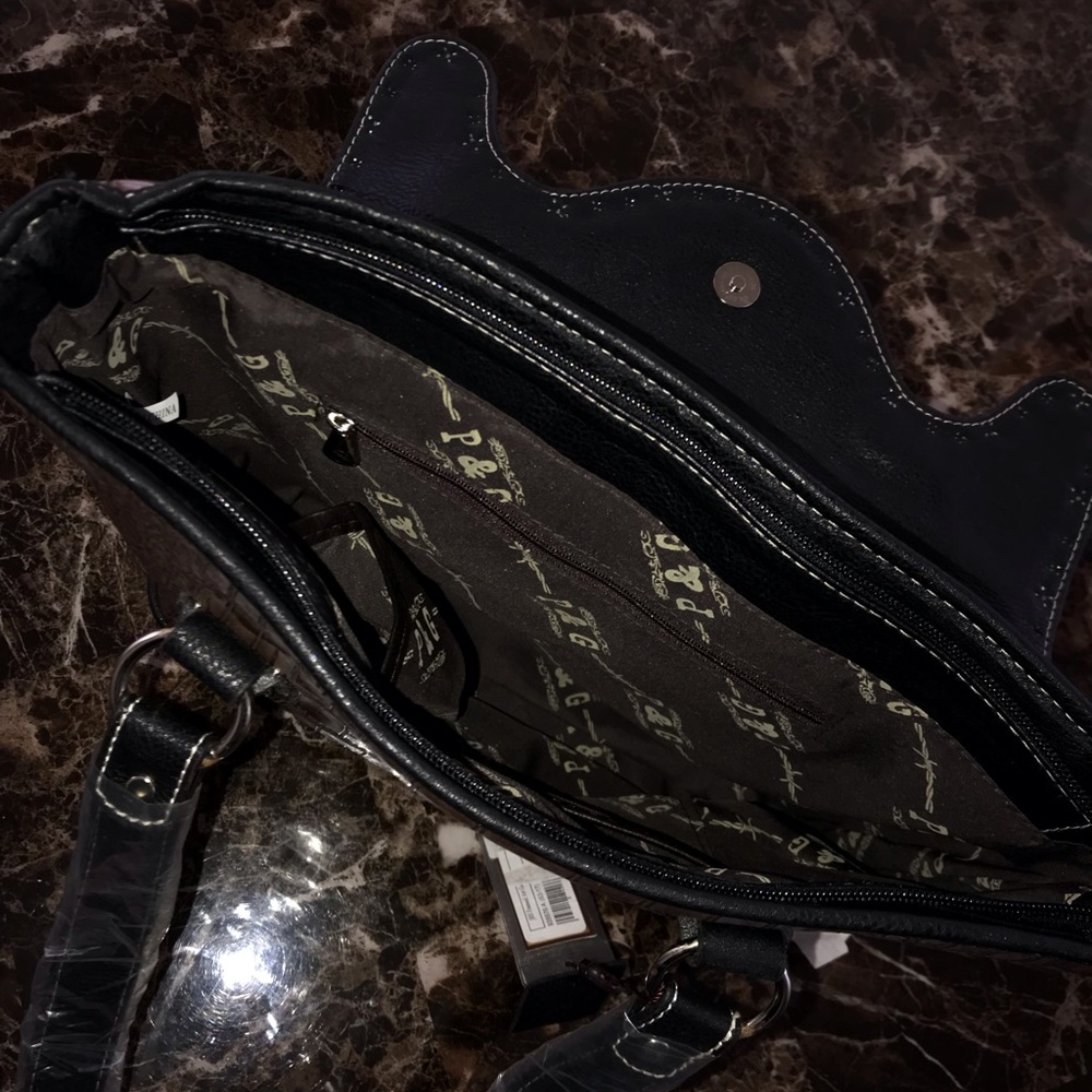 P&G Collection Purse - Picture 4 of 4
